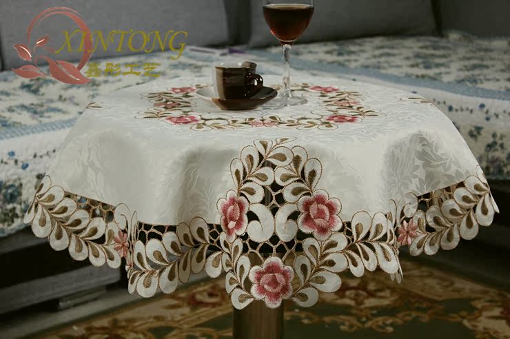 Скатерть Xin Tong 809 6730 Скатерть Xin Tong 809 6730