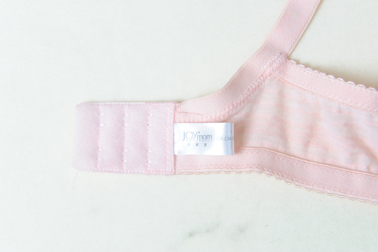 乔妮雅 01028 <em>肤色</em> 呼吸式<em>超薄</em>模碗哺乳<em>文胸</em>_