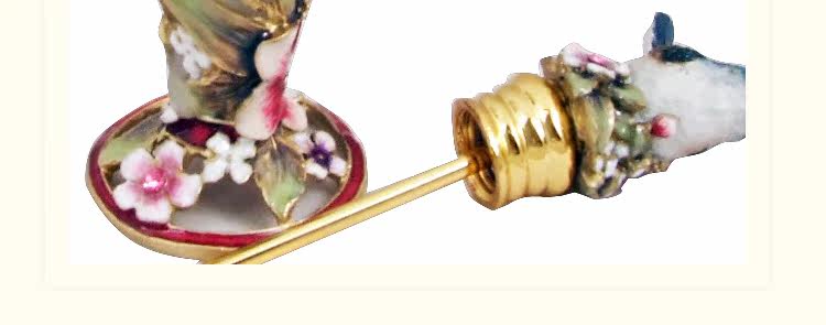 The Upscale European Lovely Leiothrix Perfume Bottle