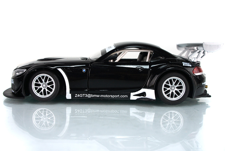 【彩珀1:24宝马Z4 GT3运动型赛车合金声光三