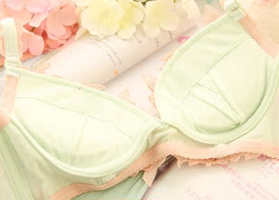 包邮<em>日系</em>花朵蕾丝<em>胸罩刺绣</em>调整型深V性感内衣