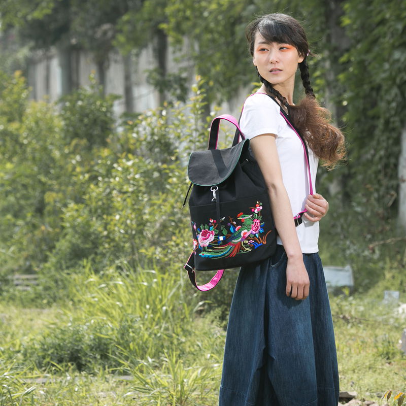 古馳gucci新款女包價格和圖片價格 特價促銷帆佈包 2013新款復古民族風刺繡花包 學生旅行雙肩背包女 gucci新款女