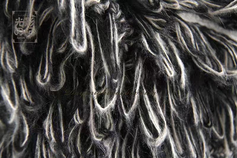 【毛领宽松蝙蝠袖<em>加</em>绒粗棒<em>针织开衫 </em>加厚中长