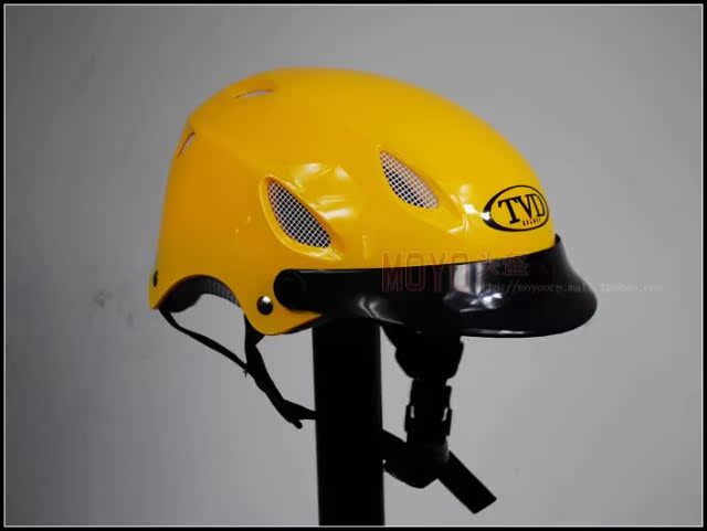 【台湾VR-1 头盔 TVD夏盔 摩托车 安全帽 电动