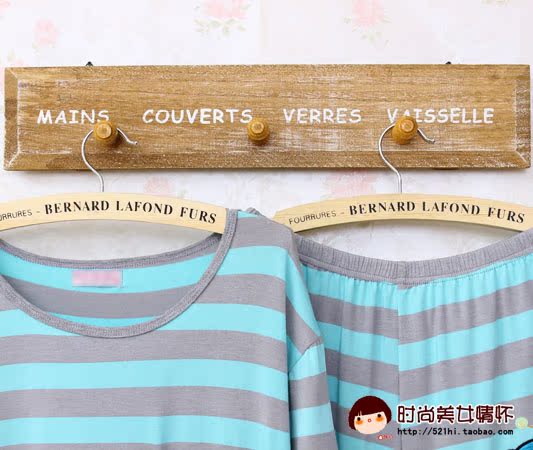 Пижама Comfortable pajamas home service 2013 Модифицированное вискозное волокно В полоску Свитер Для отдыха дома Девушки Пижама Comfortable pajamas home service 2013 Комплект из двух предметов В полоску Свитер Шорты Девушки Для отдыха дома На завязках Короткий рукав Вышивка Модифицированное вискозное волокно Другие материалы Тонкая модель О-вырез Лето
