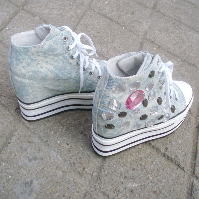 【评价】2011新款厚底 高帮休闲女鞋 内增高鞋