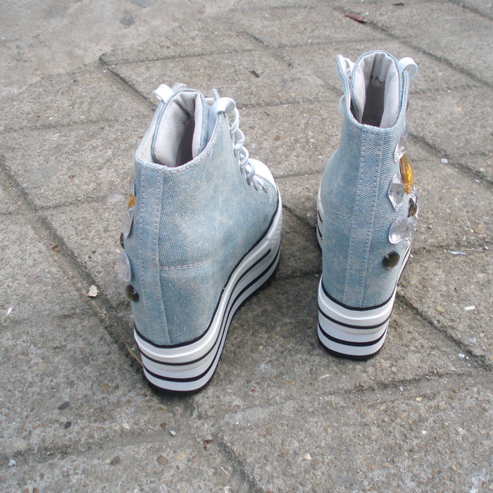 【评价】2011新款厚底 高帮休闲女鞋 内增高鞋