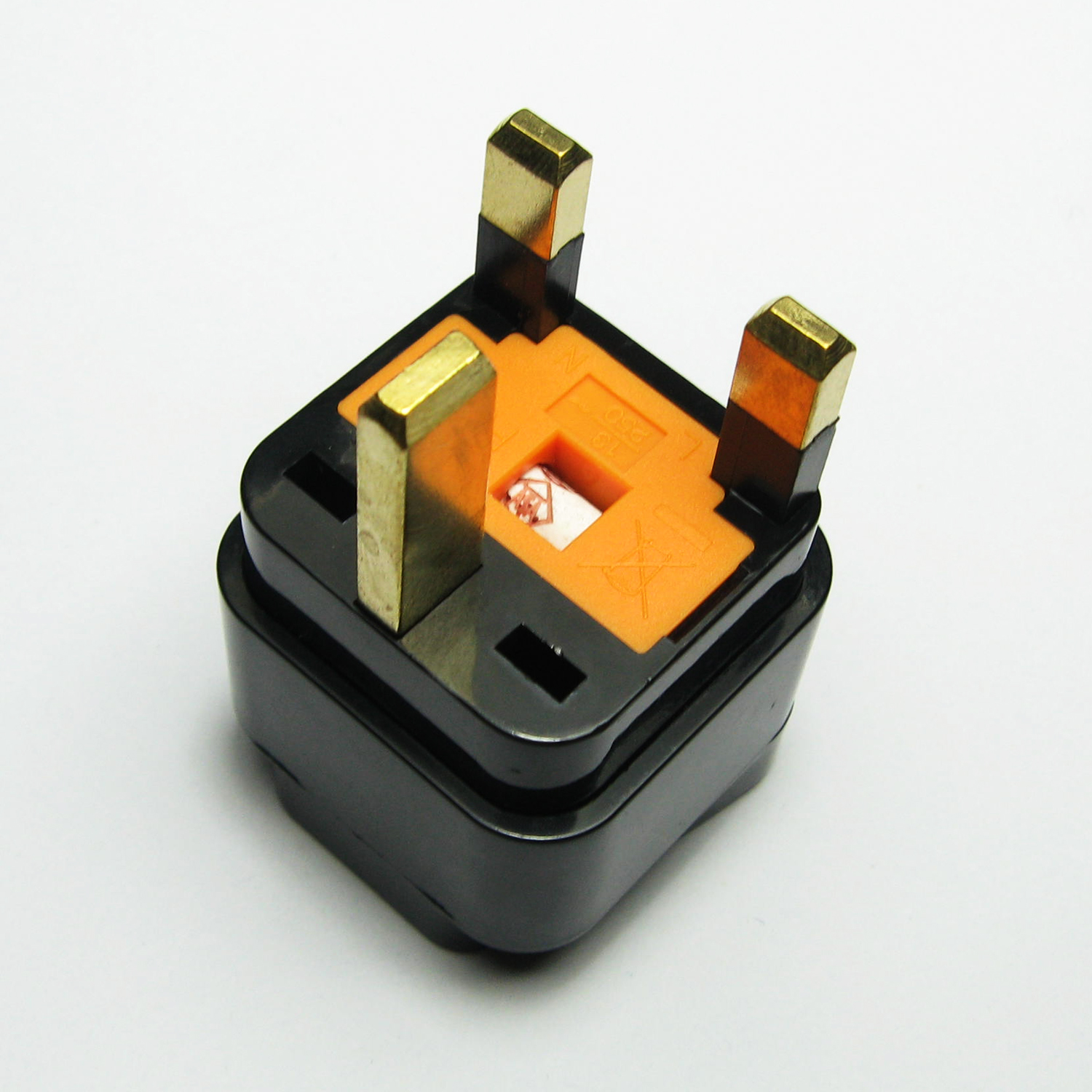 WD-7F 带保险丝英式插头 新加坡旅游插座 英规