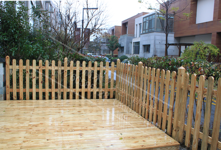 苏州防腐木 庭院子大型木篱笆栅栏 围栏护栏 木围墙 隔离栏杆