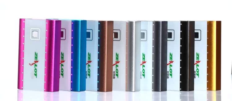 Аккумулятор Zealot Iphone4s/5 10000 Аккумулятор Zealot Iphone4s/5 10000
