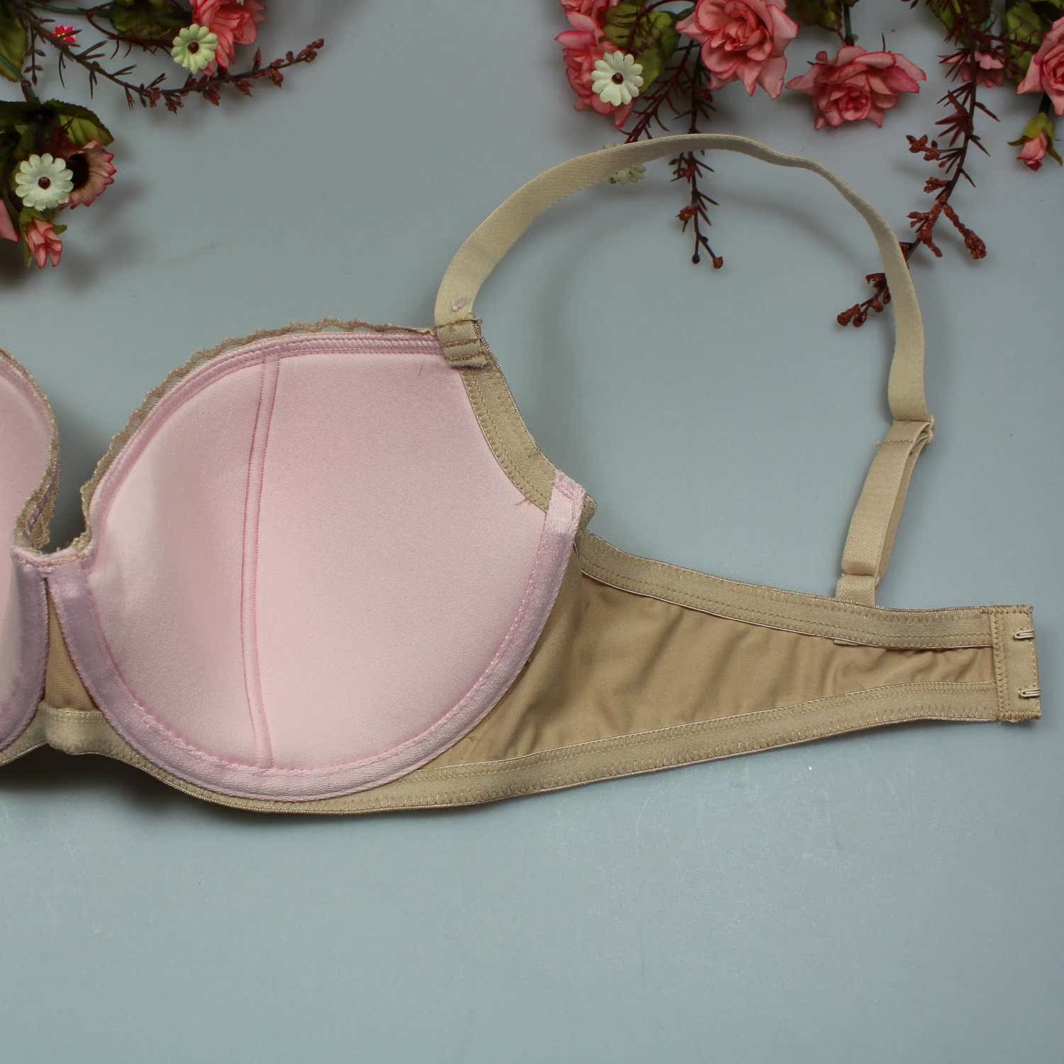 <em>大码</em>内衣 大罩杯外贸<em>文胸</em>85C38C90D<em>40</em>D张渝