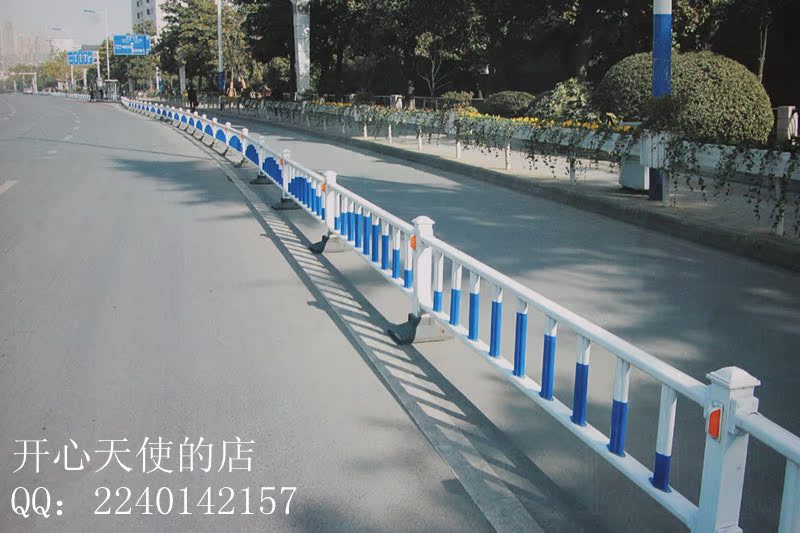 喷涂钢护拦系列 公路防护拦 城市道路隔离带 交通设施