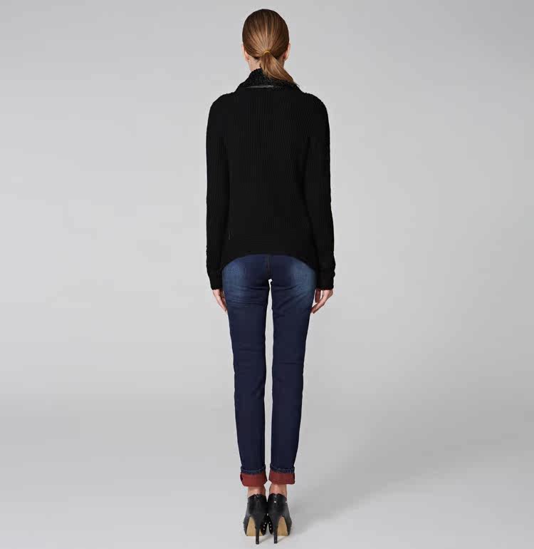 SA2013秋装新款女装PU拼接大翻领线衣<em>毛衣</em>开