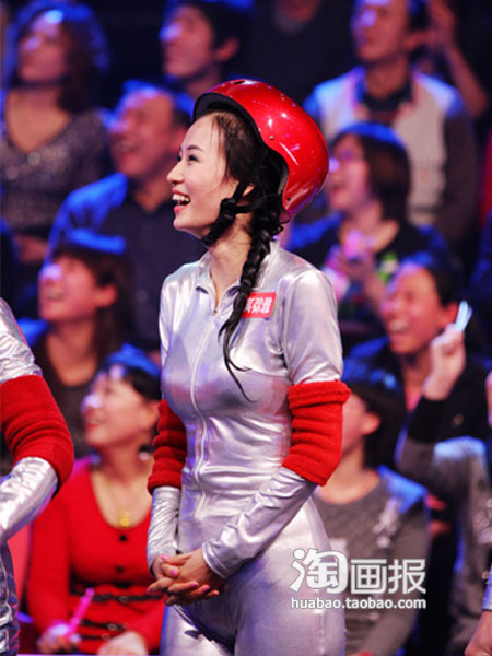 里约海滩抓拍 女郎臀部好健美图片