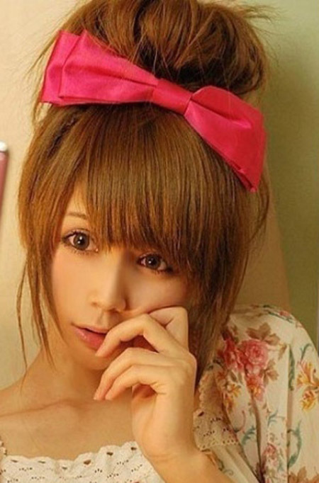 巧配蝴蝶结适合大<em>圆脸</em>的<em>发型</em>发饰 速变可爱公
