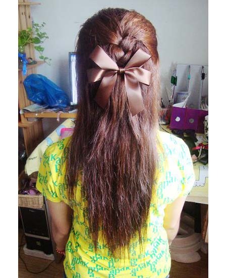 <em>冬季</em>实用<em>发型</em>中发<em>扎</em>头发的<em>发型</em>,又见花苞头吗