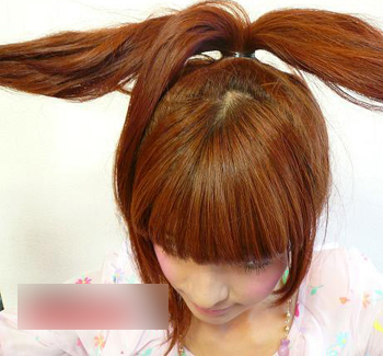 <em>怎么</em>盘<em>头发</em>达人示范~非主流<em>蝴蝶结</em>发型扎法_