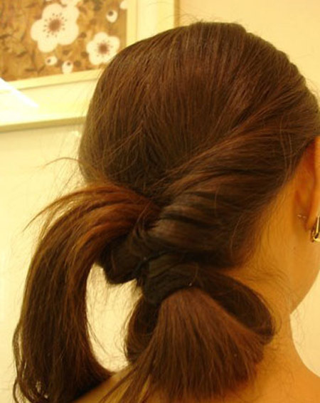 手把手刘海蜈蚣辫的编法教2款<em>夏日</em>时尚盘发_