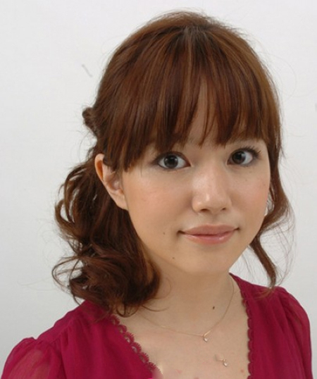 现代女性独立气质OL职业扎发