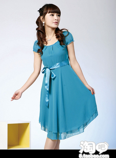 求购一款 艾莱依的 黑色连体裤 <em>短裤不过膝盖</em>–