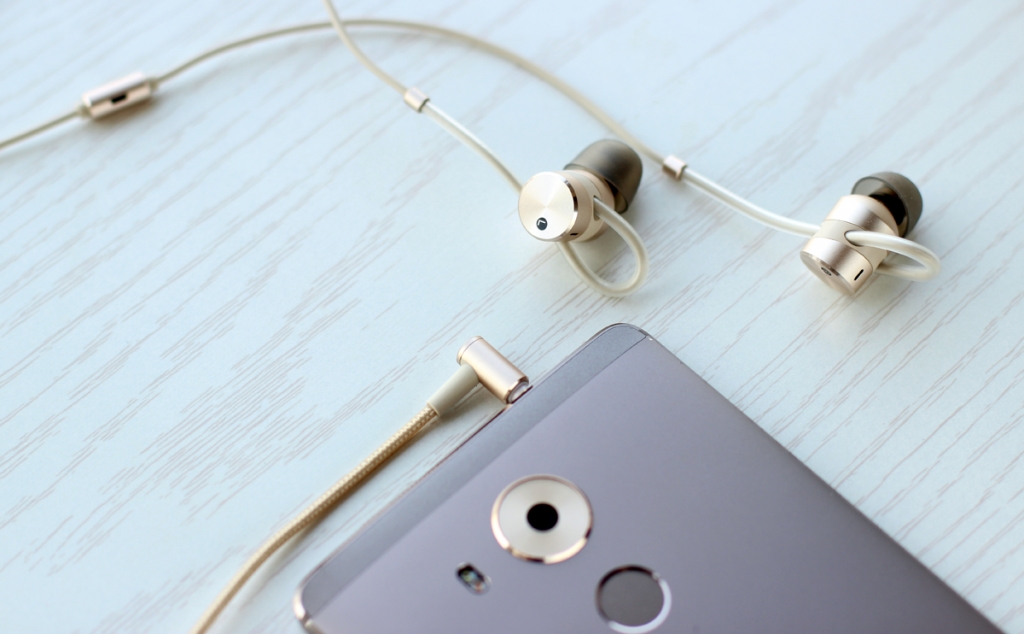 闹中取静 静听时光 华为主动降噪耳机2轻体验