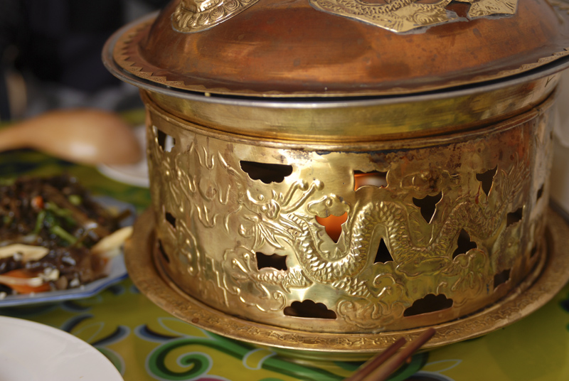 内蒙特色美食蒙古锅茶